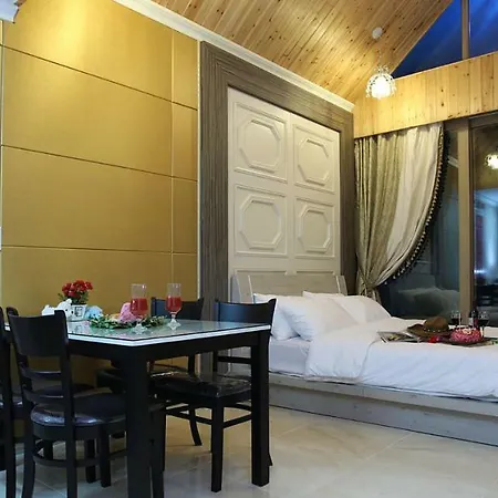 Moon On The Cloud Villa Yeongwol Exterior photo