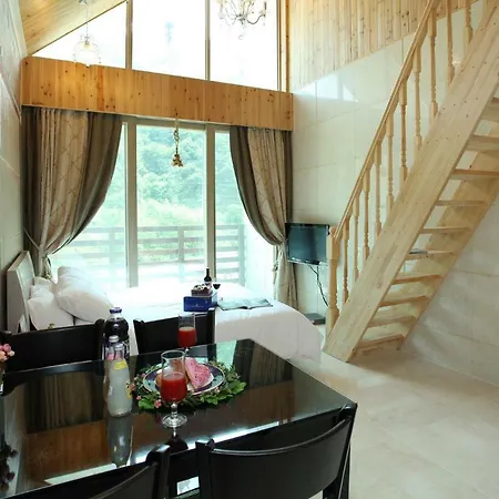 Moon On The Cloud Villa Yeongwol Exterior photo