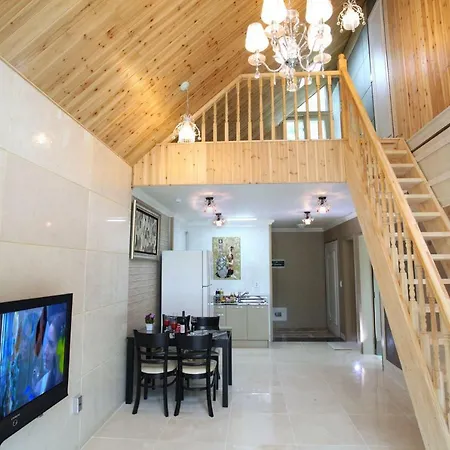 Moon On The Cloud Villa Yeongwol Exterior photo